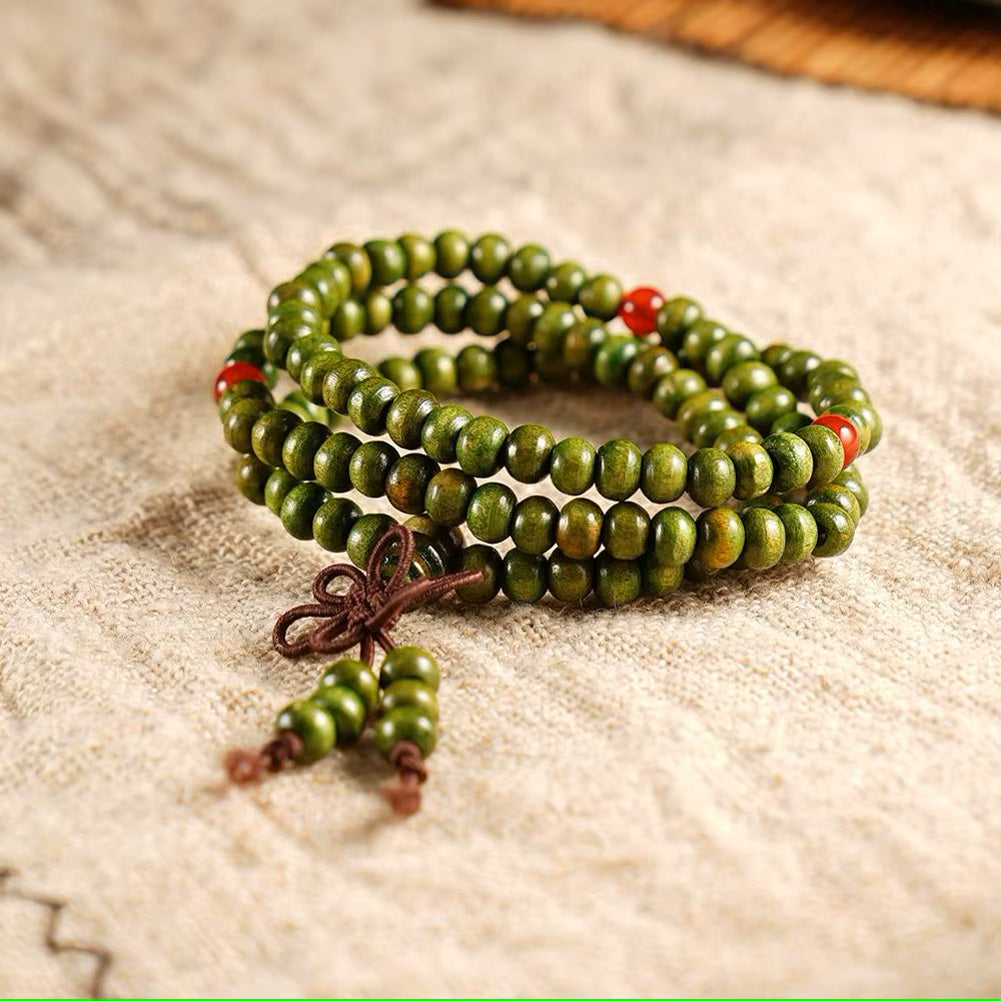 Bracelet Tibétain Mala en perles de bois de santal vert - 6 mm