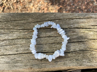 Bracelet perles chips en Aigue Marine naturelle