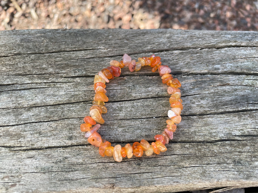 Bracelet perles chips en Cornaline naturelle