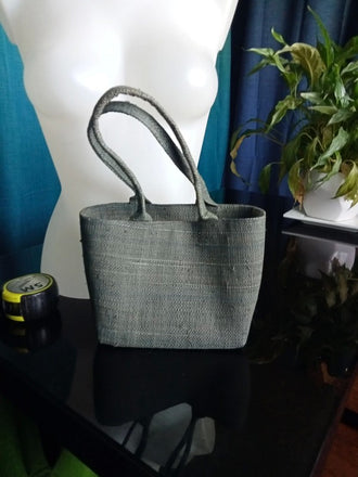 Sac cabas en raphia Majunga artisanat de Madagascar