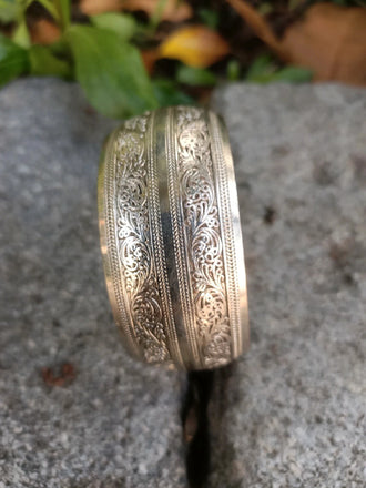 Bracelet jonc ethnique traditionnel berbère Marocain