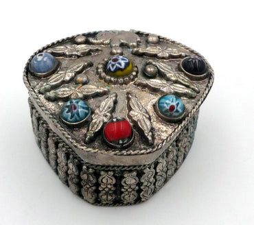 Boîte à pilules pilulier éléphant métal ciselé et perles de verre