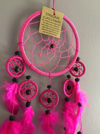 Capteur de reve attrape reve dreamcatcher rose 5 cercles plumes roses