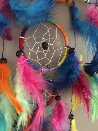 CAPTEUR de REVE ATTRAPE REVE DREAMCATCHER MULTICOLORE FILS ARGENT PERLES en BOIS