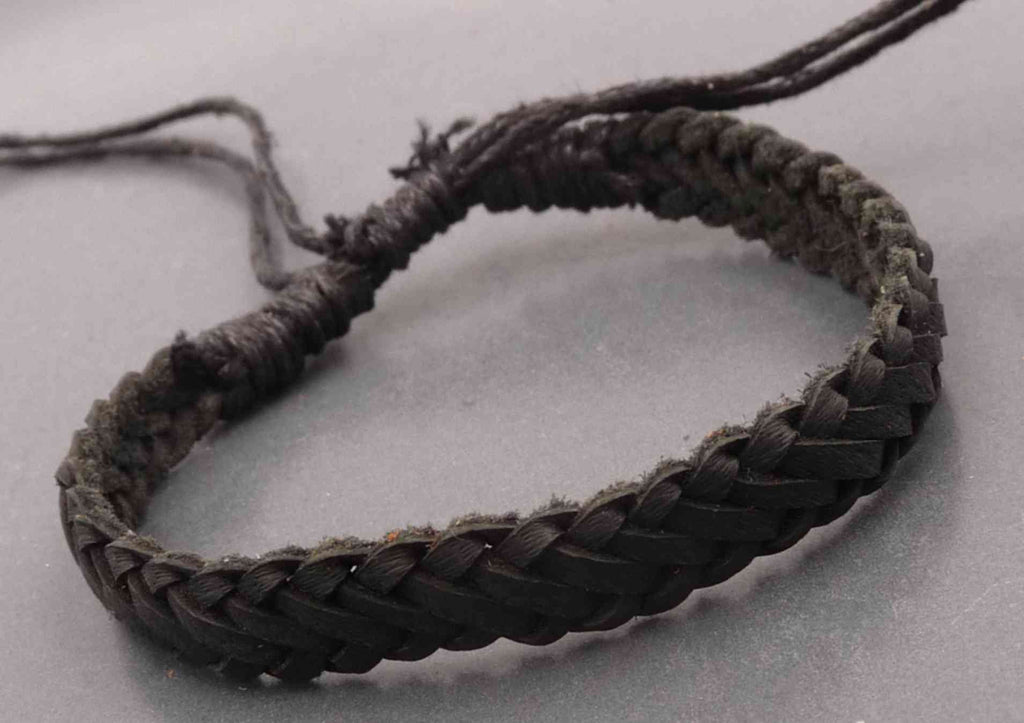 Bracelet en cuir tressé pour homme