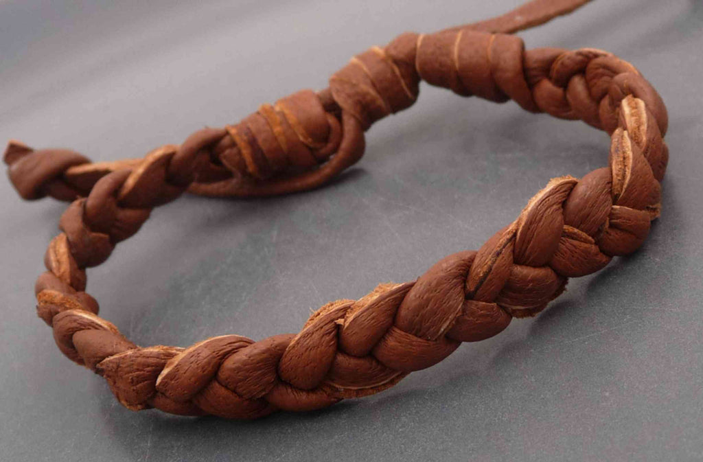 Bracelet réglable homme ou ado en cuir tressé marron