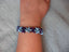  BRACELET BLEU ET VIOLET EN PERLES DE NOIX DE COCO