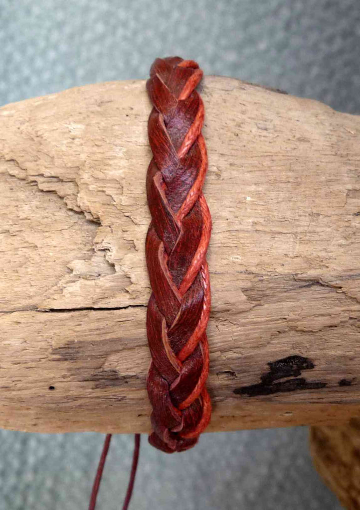 Bracelet réglable en cuir tressé et coton rouge