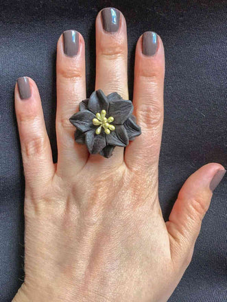 Bague Vintage en cuir Fleur de Lys marron chocolat taille réglable