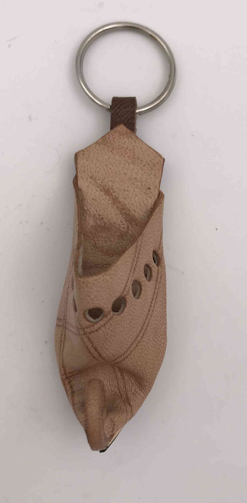 Porte-clés babouche traditionnelle berbère en cuir de chameau