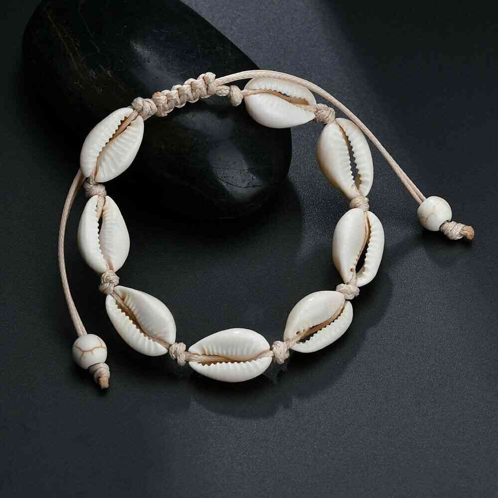 Bracelet Africain tressé noir avec coquillages cauris