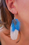 Boucles d'oreilles plume Apache blanche et bleue artisanat Amérindien