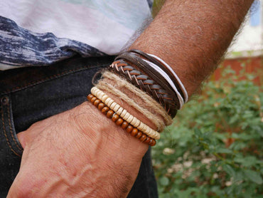 Ensemble de 5 bracelets tendance pour homme en bois, cuir et corde