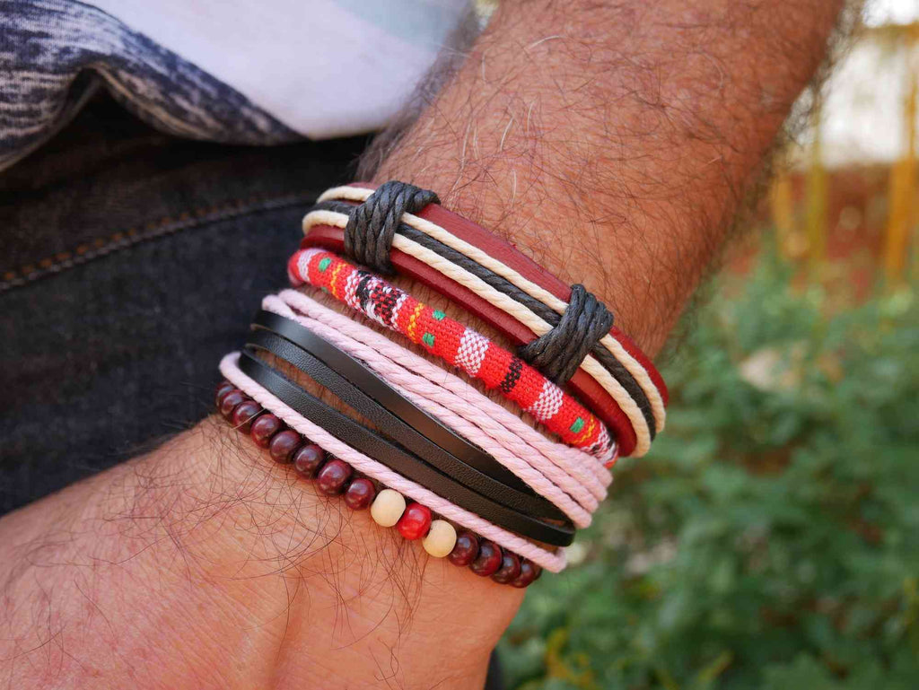 Ensemble de 4 bracelets ethniques pour homme/femme en cuir, coton et bois