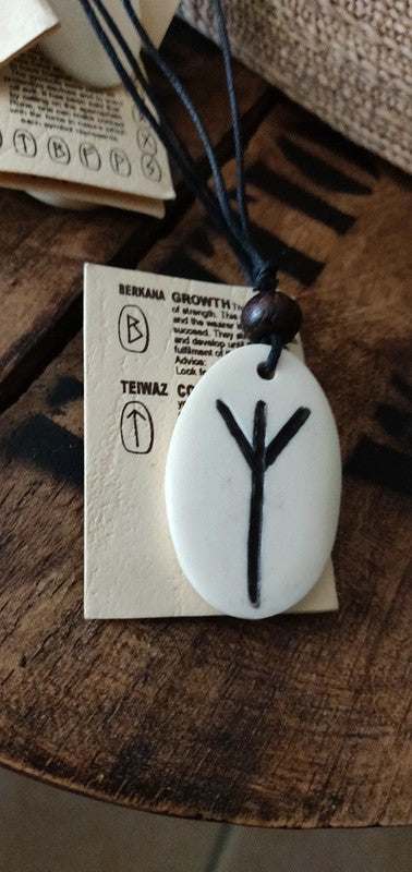 Collier Rune Algiz en os de buffle - Optimisme