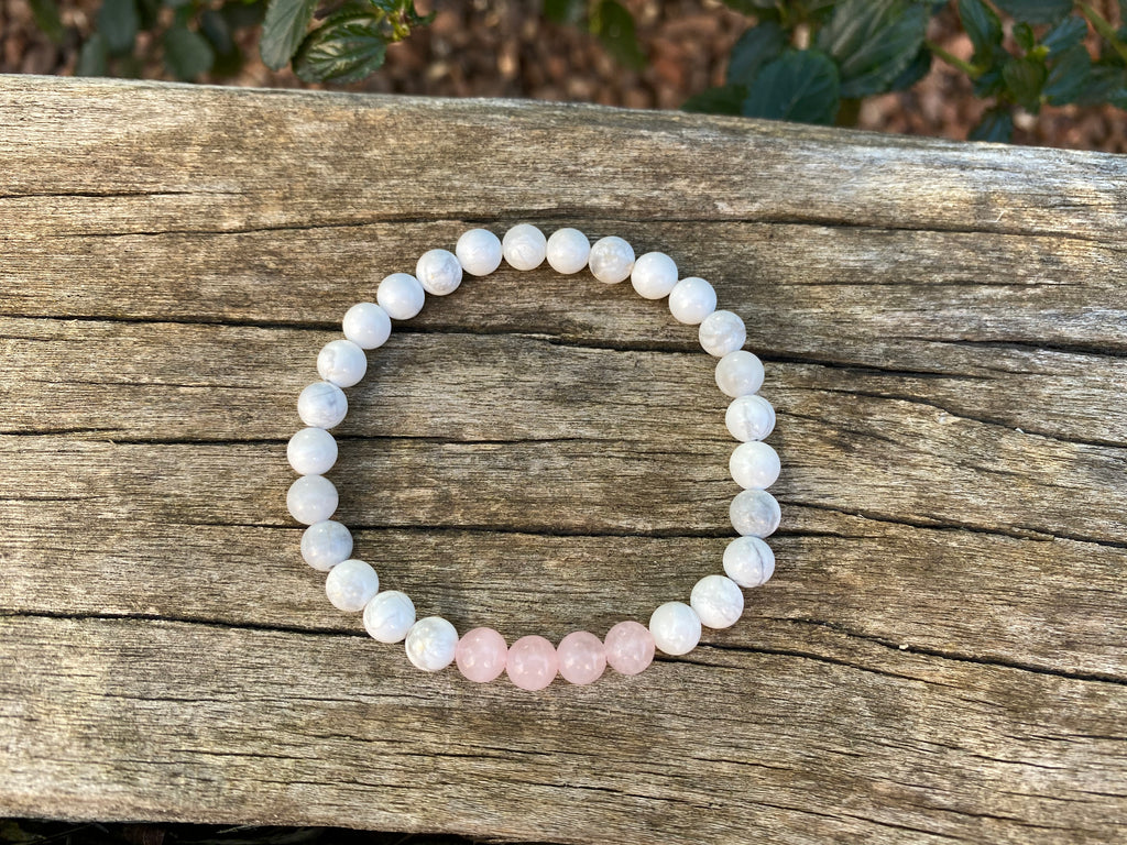 Bracelet en howlite et quartz rose avec des pierres naturelles 6mm