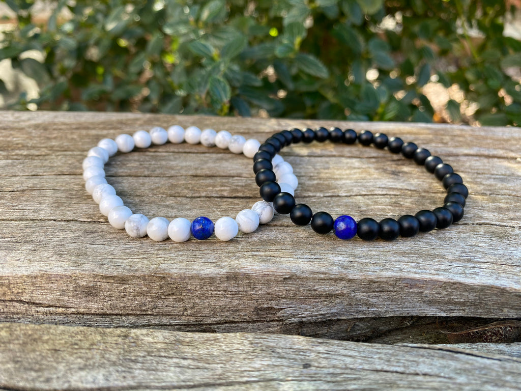 Bracelets de distance / couples - Lapis Lazuli, Agate noire et Howlite blanche 6 mm