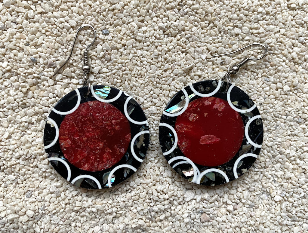 Boucles d'oreilles en nacre abalone et corail rouge