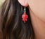 Boucles d'oreilles tortue en Howlite Rouge + perle en Cornaline