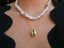 Collier en coquillage Cauri et perles en Howlite blanche