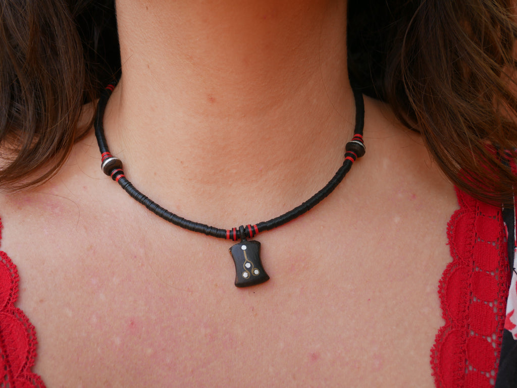 Collier ethnique Africain en bois d'ébène et bois de coco - Burkina Faso