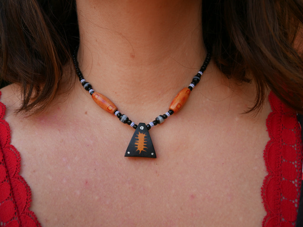 Collier ethnique Africain en bois d'ébène et perles - Burkina Faso