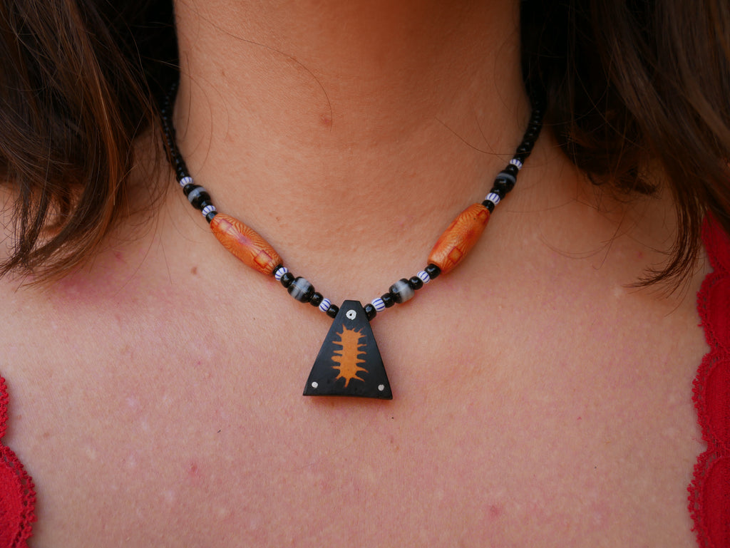 Collier ethnique Africain en bois d'ébène et perles - Burkina Faso