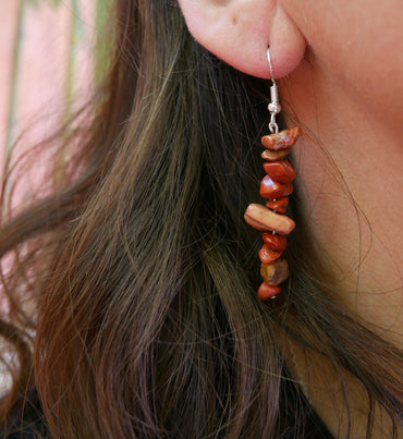 Boucles d'oreilles pendantes en Jaspe Bréchique - perles forme chips