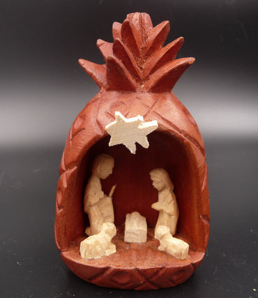 Crèche de Noël 5 santons forme ananas en bois