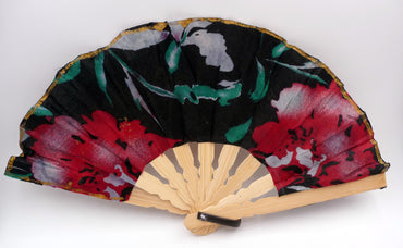 Éventail en bambou et tissu batik artisanat de Java