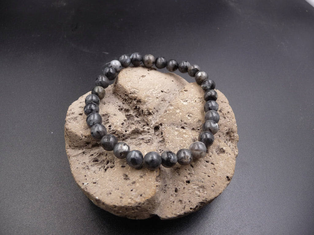 Bracelet en Labradorite du Canada 6 mm - Protection, méditation et apaisement.