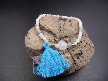 Bracelet Bohème en Amazonite avec coeur en quartz rose et pompon