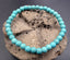 Bracelet Lithothérapie en Turquoise (Howlite bleue) - boules 6 mm