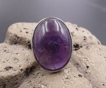 Bague réglable Pierre ovale en Améthyste du Brésil