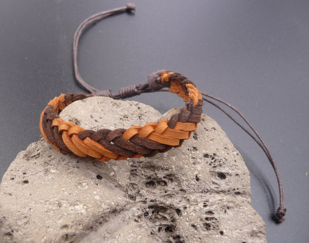 Bracelet réglable pour ado ou homme en cuir tressé marron clair et marron foncé