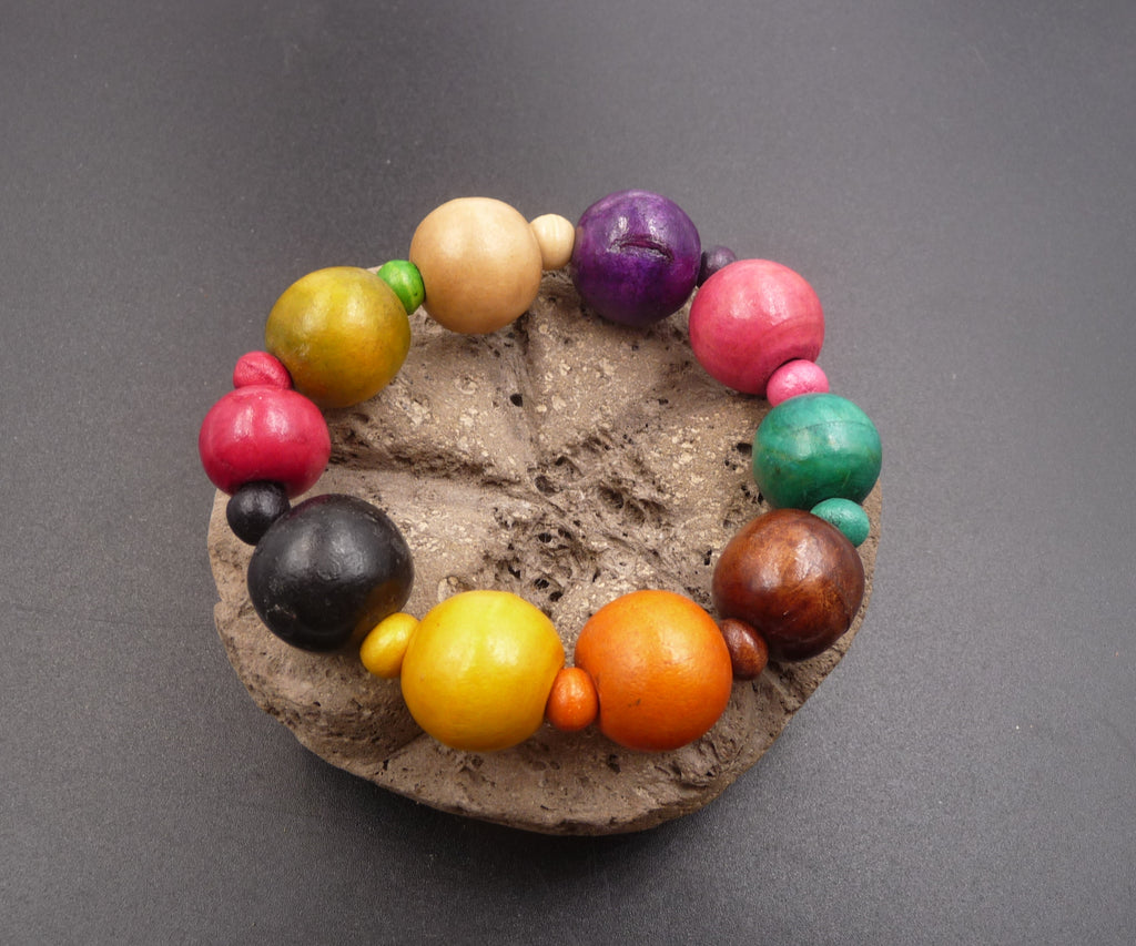 Bracelet en bois de manguier perles multicolores