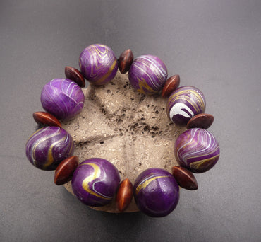 Bracelet en bois de manguier violet