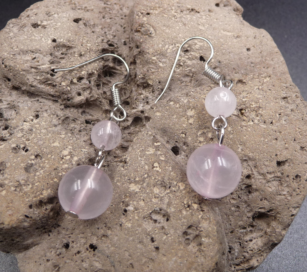 Boucles d'oreilles pendantes 2 boules en Quartz Rose