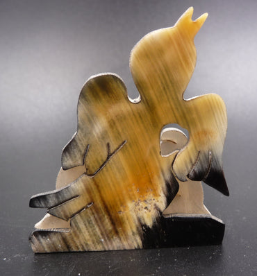 Crèche de Noël forme oiseau en corne de zébu Madagascar