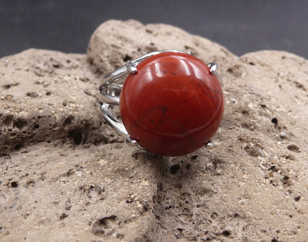 Bague ronde en Jaspe Rouge d'Inde