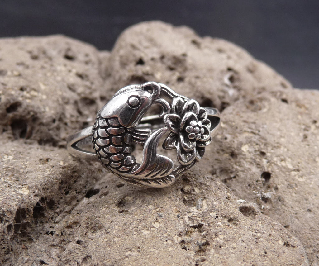 Bague Tibétaine Bouddhiste en argent 925 - Fleur de Lotus et Carpe Koi