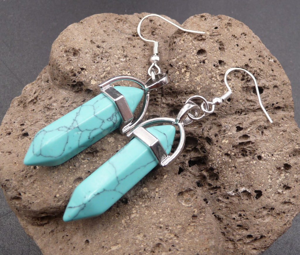 Boucles d'oreilles pendantes Pointes en Howlite Turquoise - Crochets en argent 925