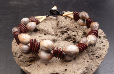 Bracelet en graines Larme de Job et graines de Zanzibar