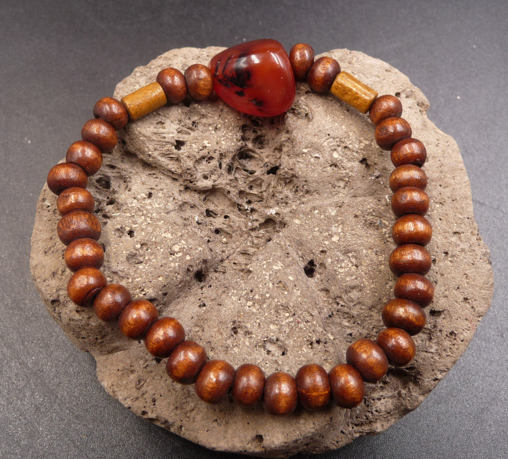 Bracelet ethnique en bois et pierre véritable