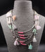 Collier multirangs bohème boho gipsy avec pompons et perles