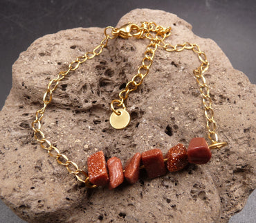 Bracelet doré en Pierre du Soleil