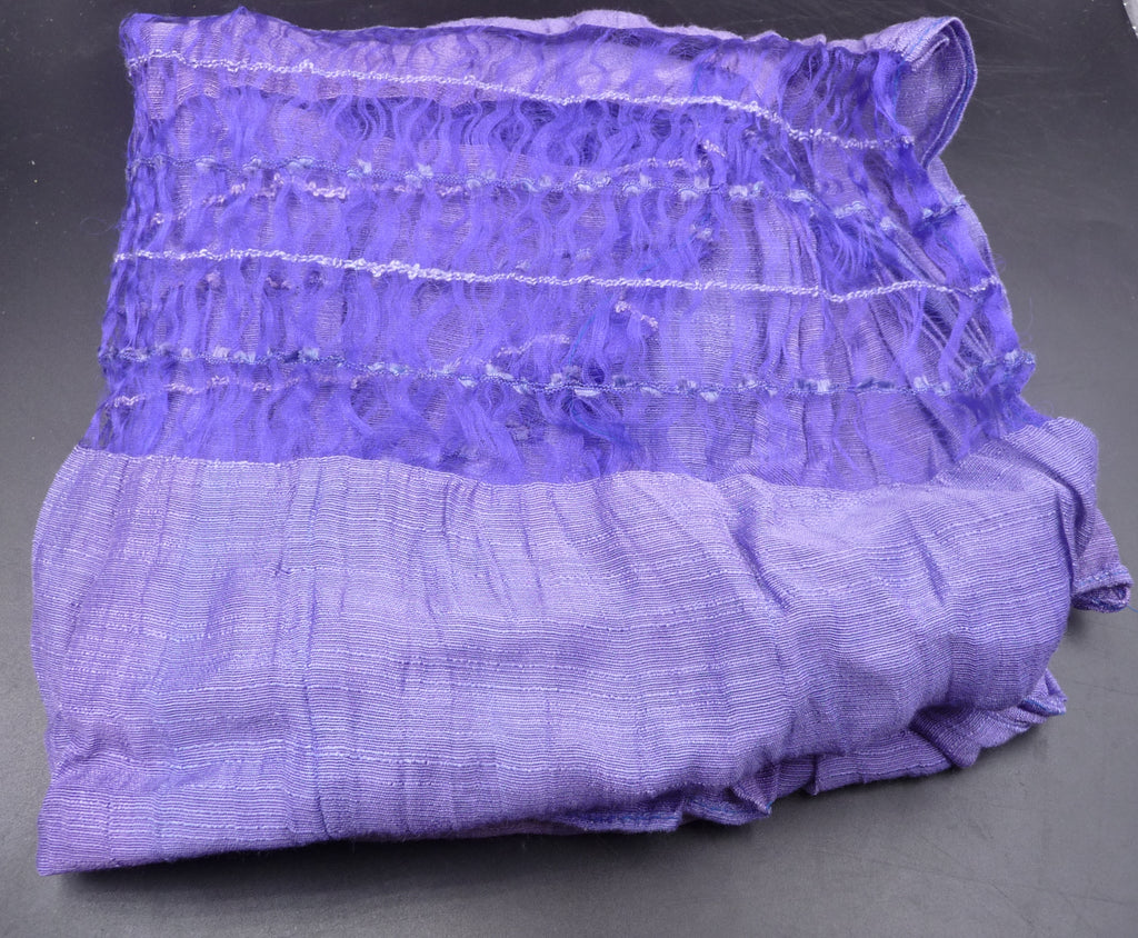 Echarpe violette en soie artisanat du Vietnam