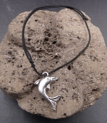 Bracelet pour homme ou femme avec breloque en forme de dauphin