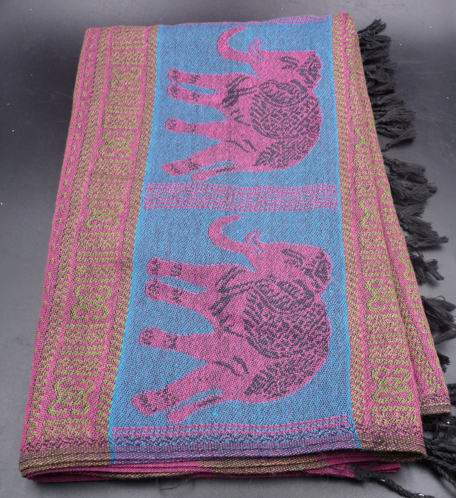 Etole en 100 % pashmina, motif éléphants artisanat Inde