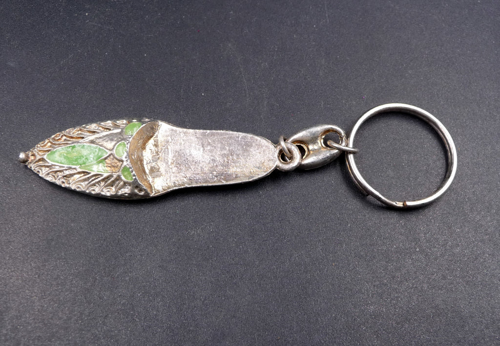 Porte-clés babouche traditionnelle berbère artisanat du Maroc